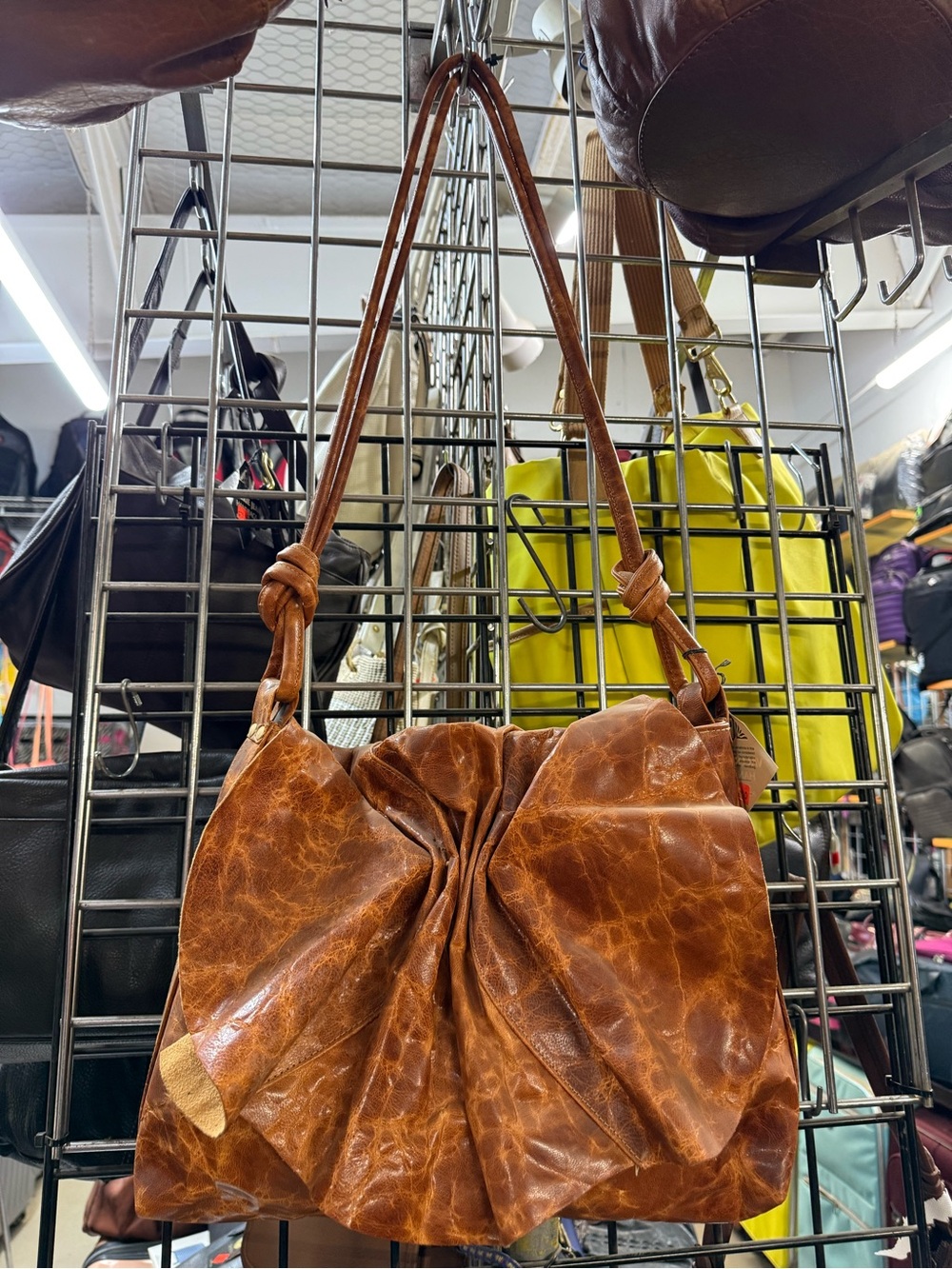 EXTREMELY RARE VINTAGE LEATHER BAG - Picture 8 of 15